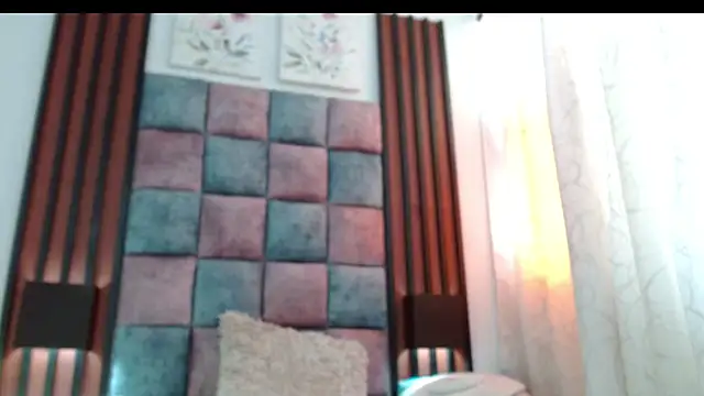 Saraa-restrepo online show from 12/21/24, 02:26