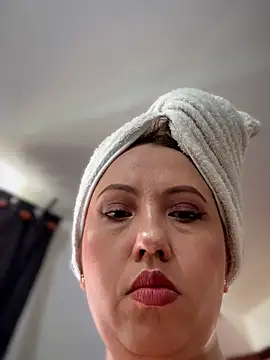 VIOLETA-25  online show from 05/20/26, 03:07