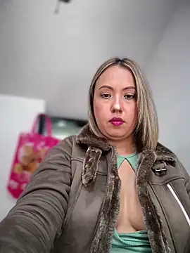 VIOLETA-25  online show from 06/05/26, 03:18