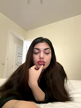 Snapshot of Sweet_Khalifa_ chatting on 12/07/24, 02:13 Sweet Khalifa online show from 12/07/24, 02:13