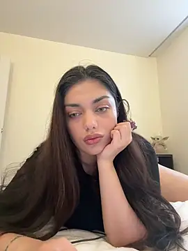 Snapshot of Sweet_Khalifa_ chatting on 12/15/24, 12:17 Sweet Khalifa online show from 12/15/24, 12:17