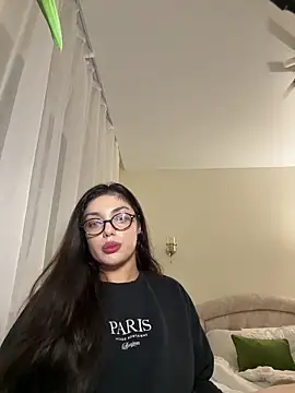 Snapshot of Sweet_Khalifa_ chatting on 01/25/25, 03:09 Sweet Khalifa online show from 01/25/25, 03:09