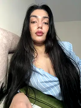 Snapshot of Sweet_Khalifa_ chatting on 09/26/25, 02:43 Sweet Khalifa online show from 09/26/25, 02:43