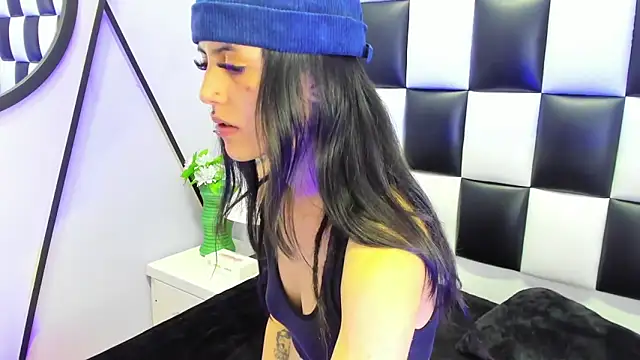 Morgana Smit online show from 10/29/25, 02:08