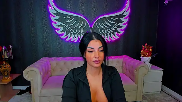 Snapshot of anemarieejolie chatting on 10/12/25, 05:56 anemarieejolie online show from 10/12/25, 05:56