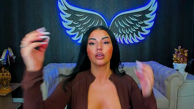 Snapshot of anemarieejolie chatting on 10/22/25, 04:40 anemarieejolie online show from 10/22/25, 04:40