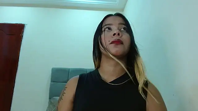 Snapshot of Miranda-brow chatting on 09/11/25, 01:49 Miranda-brow online show from 09/11/25, 01:49