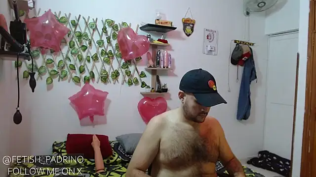 Snapshot of fetish_padrino chatting on 02/04/25, 11:59 fetish padrino online show from 02/04/25, 11:59