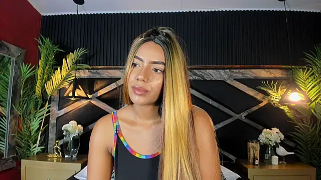 ChloeTayylor  online show from 03/12/25, 12:10