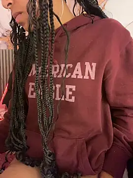 Snapshot of bonnie_18x chatting on 11/24/25, 11:48 bonnie 18x online show from 11/24/25, 11:48