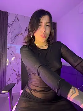 luccianagreyy online show from 05/28/26, 12:13