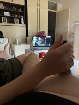 jessieandjames29 online show from 07/08/26, 04:33