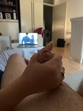 jessieandjames29 online show from 07/14/26, 05:40