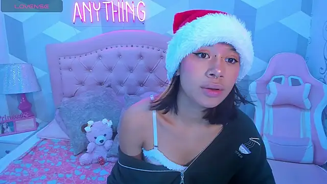 AikoLee  online show from 12/29/24, 05:31
