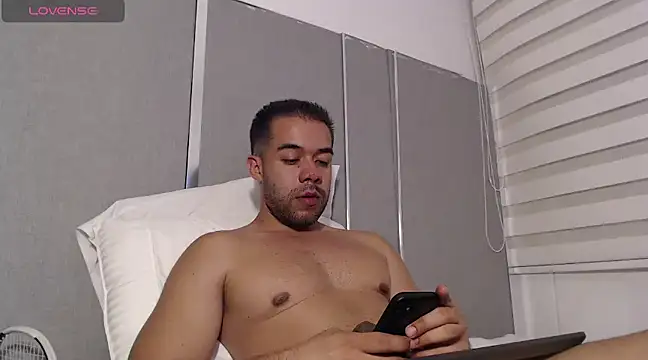 Snapshot of FaustoCock chatting on 01/24/25, 12:20 FaustoCock online show from 01/24/25, 12:20