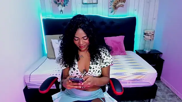 Edelaine rogers online show from 09/14/25, 05:39