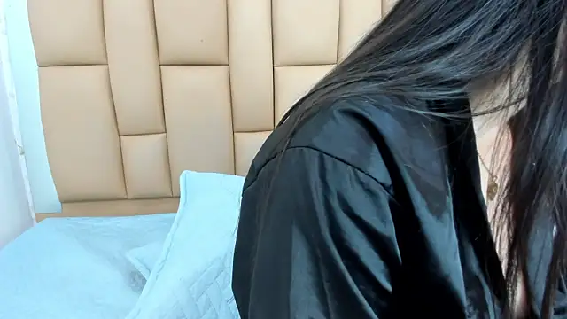 Amy wats0n online show from 01/18/25, 07:04