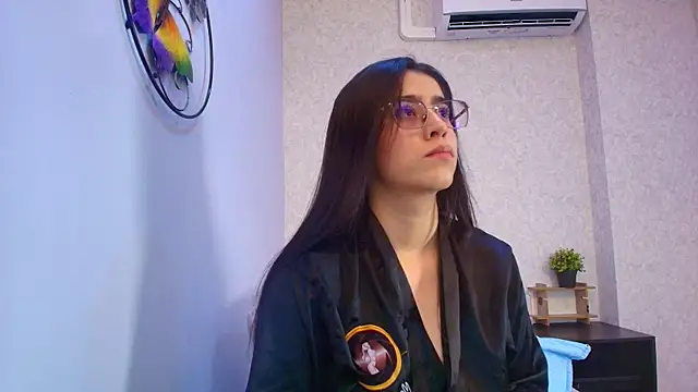 Snapshot of Amy_wats0n chatting on 11/20/25, 07:02 Amy wats0n online show from 11/20/25, 07:02