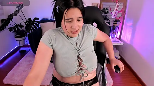 Snapshot of Pamela_cheverry chatting on 02/06/25, 06:51 Pamela cheverry online show from 02/06/25, 06:51