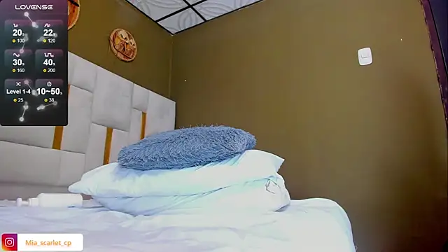 Mia scarlet69 online show from 07/28/26, 04:39