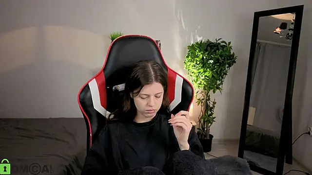 Este Glen online show from 10/24/25, 12:19