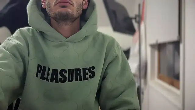 Dylansd online show from 12/13/24, 09:02