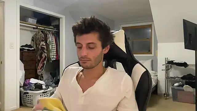 Dylansd online show from 12/21/24, 01:36