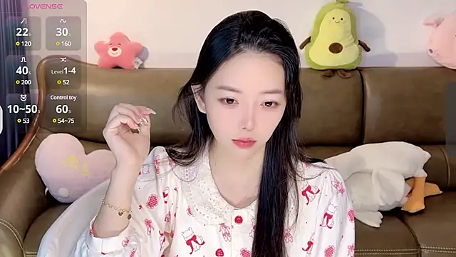 Yilin1999 online show from 01/26/25, 02:14
