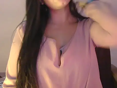 Snapshot of diva-22 chatting on 09/19/25, 03:13 diva-22 online show from 09/19/25, 03:13