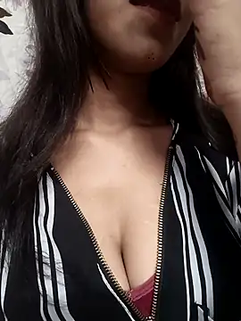 Cute-Love-Angel online show from 01/29/25, 09:55