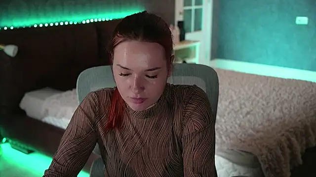 LisaElfy online show from 06/01/26, 03:47