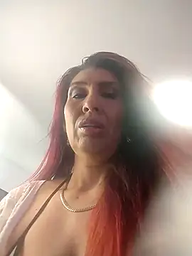 Snapshot of Perla_Franco chatting on 02/06/26, 06:07 Perla Franco online show from 02/06/26, 06:07