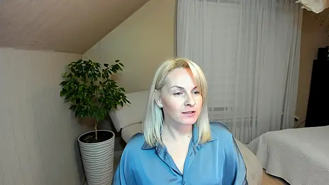 Alicee Gracee online show from 01/12/25, 04:08
