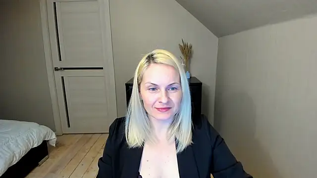 Alicee Gracee online show from 03/19/25, 06:44