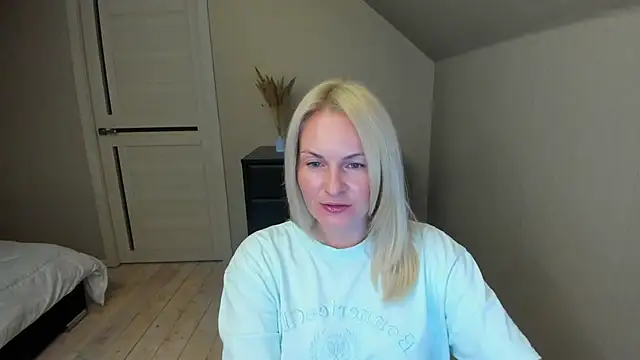 Alicee Gracee online show from 10/12/25, 06:51