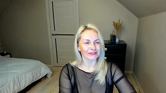 Alicee Gracee online show from 11/08/25, 06:18