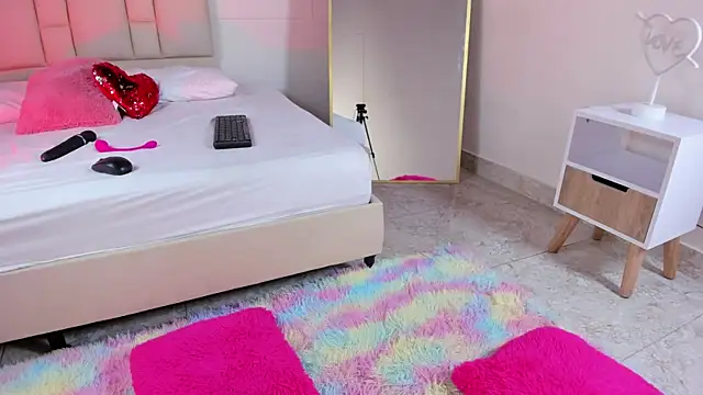sofia baker21 online show from 03/18/25, 11:08