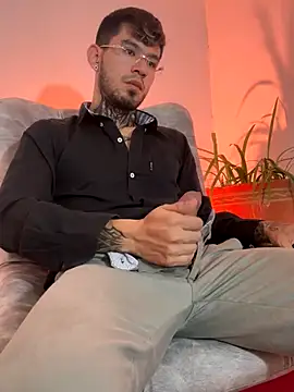 Anthony-Martin online show from 11/07/25, 02:39