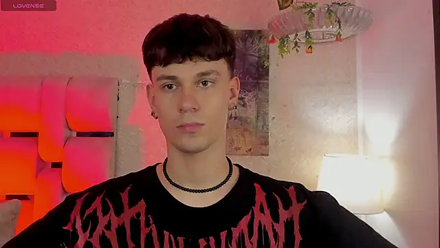 Liam thunder online show from 01/14/25, 04:36