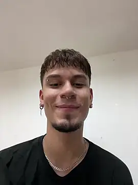 Liam thunder online show from 02/23/25, 08:17