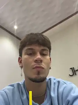 Liam thunder online show from 03/20/25, 04:07
