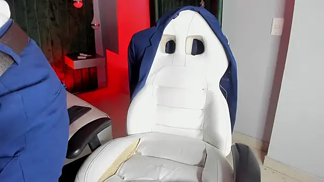 Lucii fer  online show from 09/24/25, 11:35