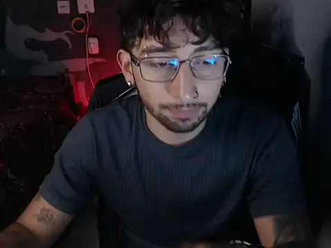 Snapshot of Dereck_Dickson chatting on 10/30/25, 04:58 Dereck Dickson online show from 10/30/25, 04:58