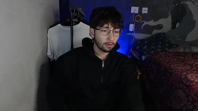 Snapshot of Dereck_Dickson chatting on 11/09/25, 03:05 Dereck Dickson online show from 11/09/25, 03:05