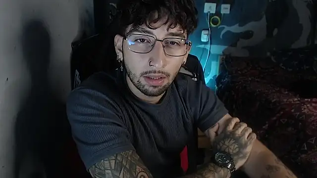 Snapshot of Dereck_Dickson chatting on 11/10/25, 05:34 Dereck Dickson online show from 11/10/25, 05:34