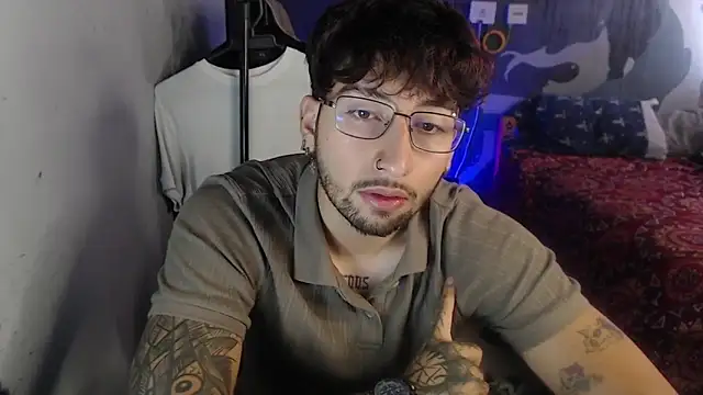 Snapshot of Dereck_Dickson chatting on 11/16/25, 06:30 Dereck Dickson online show from 11/16/25, 06:30