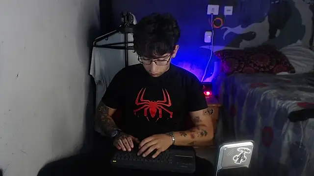 Snapshot of Dereck_Dickson chatting on 11/29/25, 03:09 Dereck Dickson online show from 11/29/25, 03:09