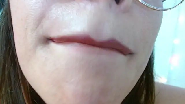 Snapshot of miss_evoleth2 chatting on 07/02/26, 03:23 miss evoleth2 online show from 07/02/26, 03:23