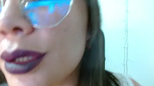 Snapshot of miss_evoleth2 chatting on 07/10/26, 01:32 miss evoleth2 online show from 07/10/26, 01:32