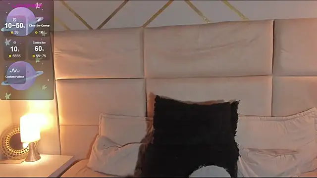 Nathaliajonees online show from 09/16/25, 12:17